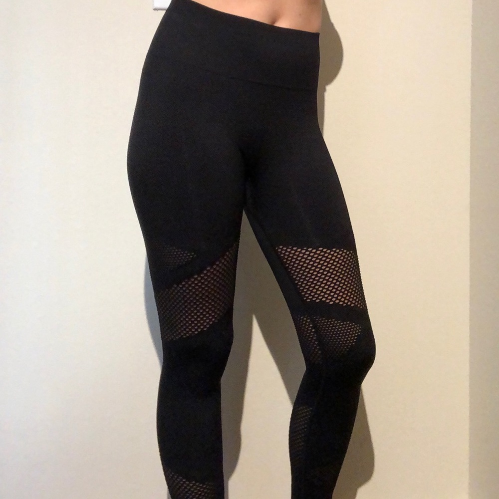 Black leggings